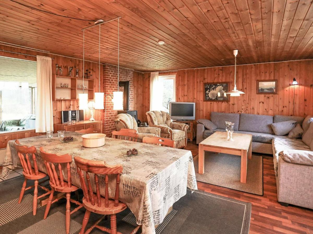 Holiday Home Lokken X Экстерьер фото